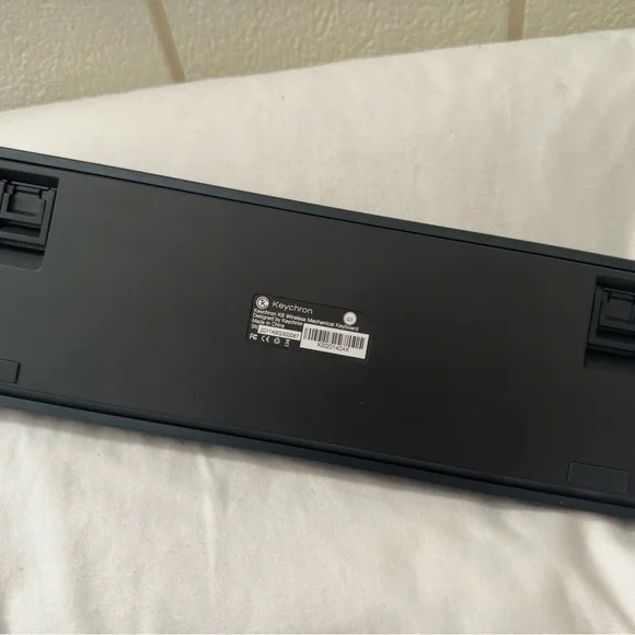 Keychron K6 wireless Keyboard - Picture 2 of 2